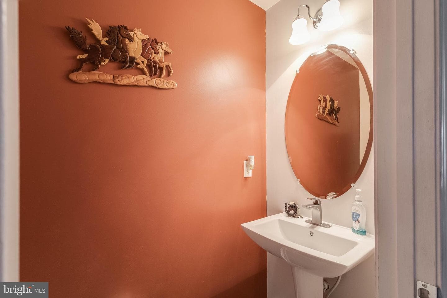 4757 Long Swamp Road photo 10