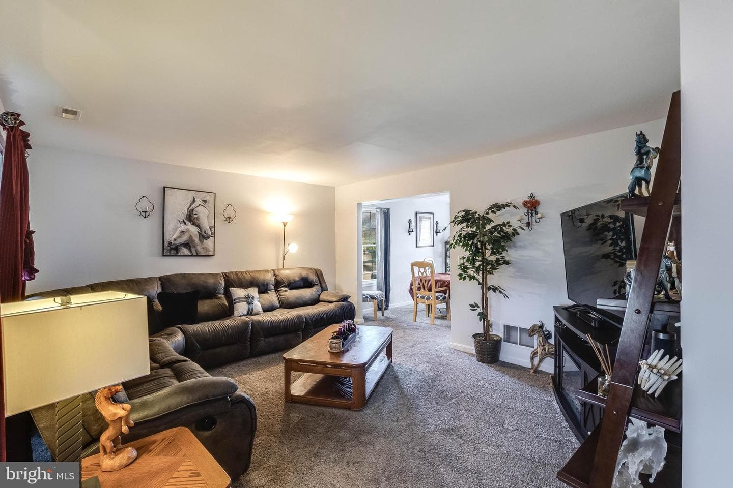 4757 Long Swamp Road photo 4