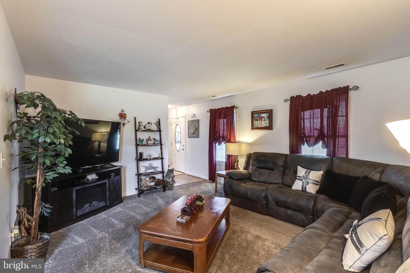 4757 Long Swamp Road photo 5