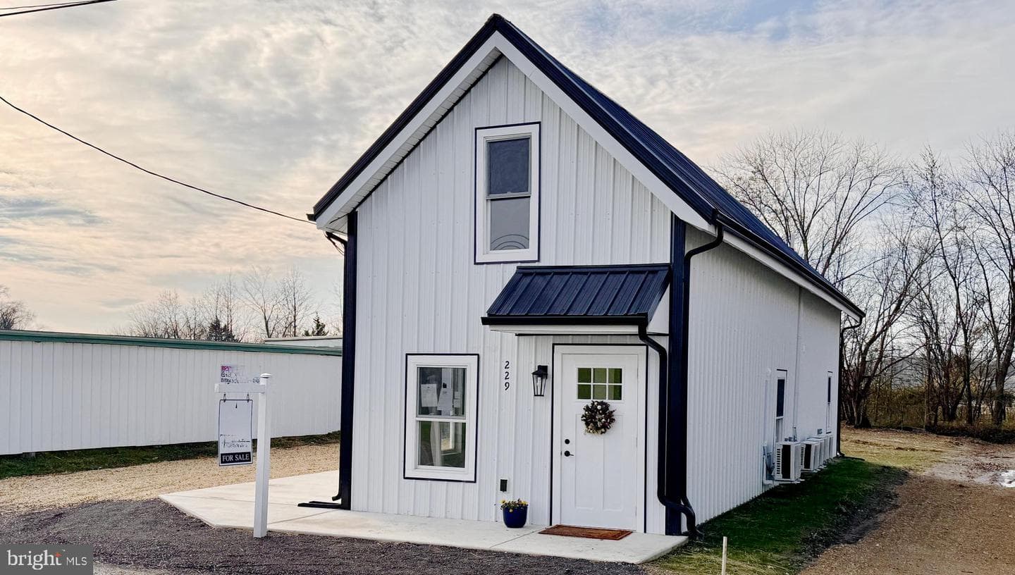 229 Oldtown Road photo 3