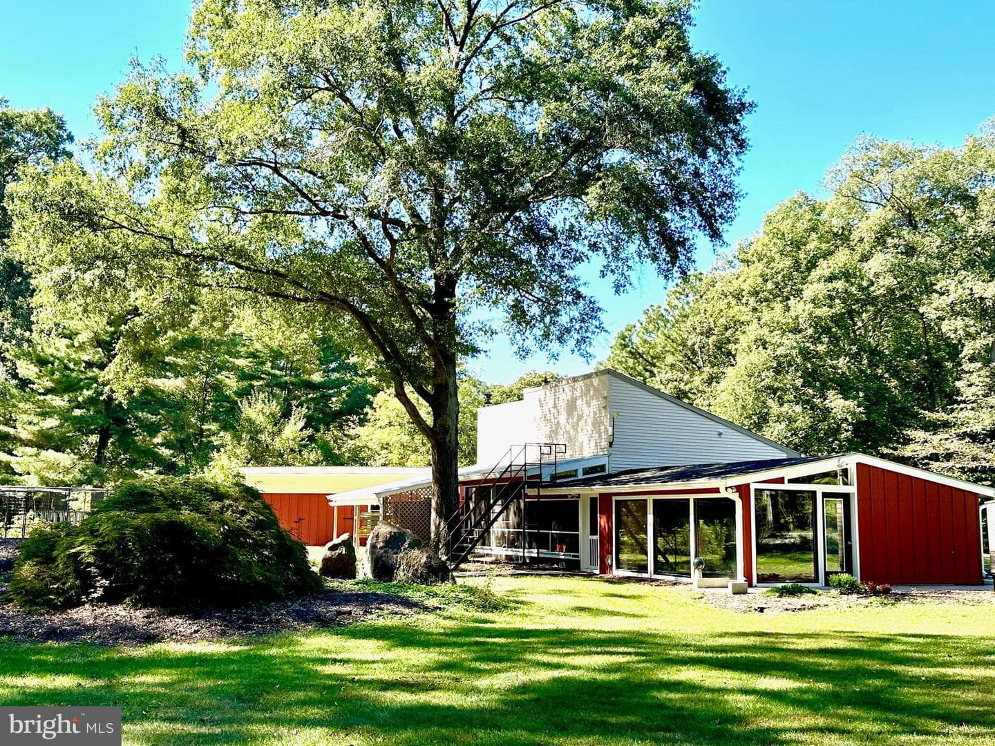 23629 Willow Pond Road photo 3