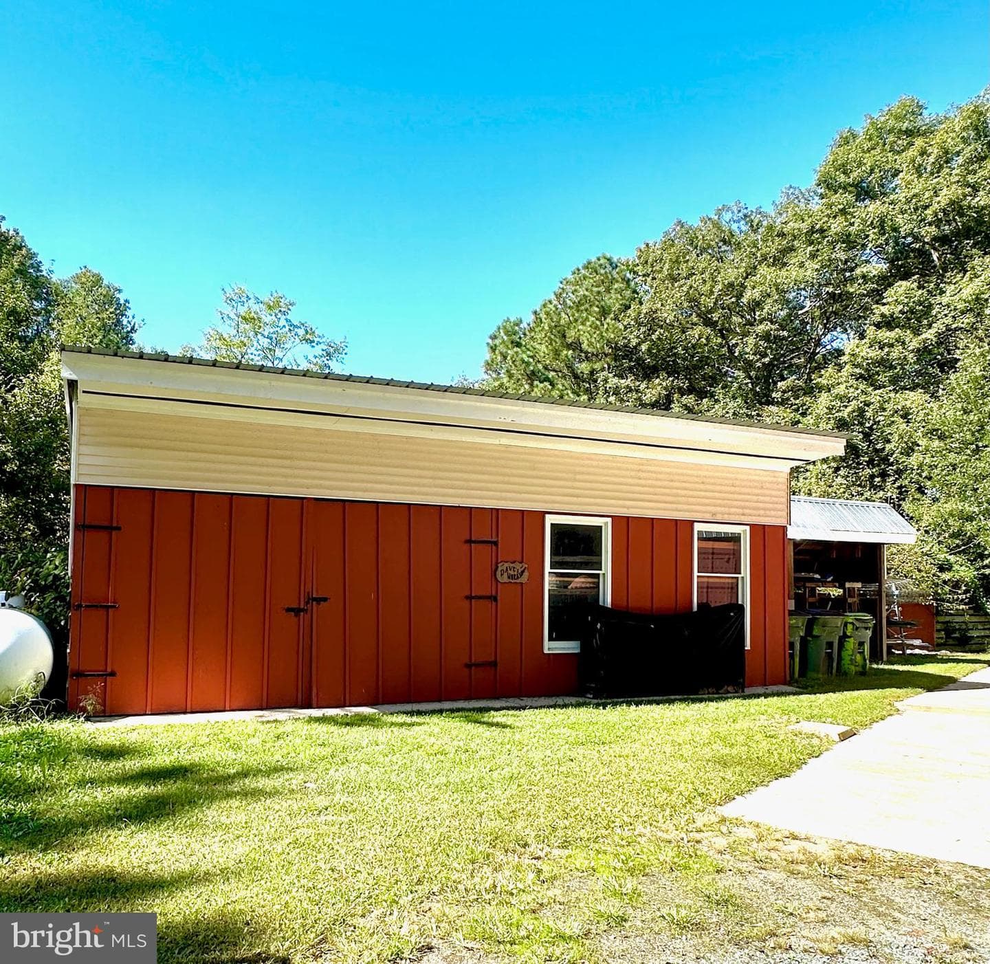 23629 Willow Pond Road photo 4