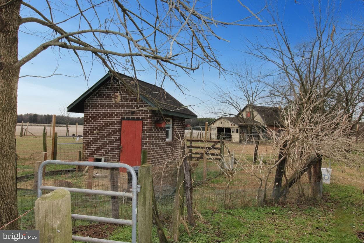 27329 Iron Gate Road photo 15