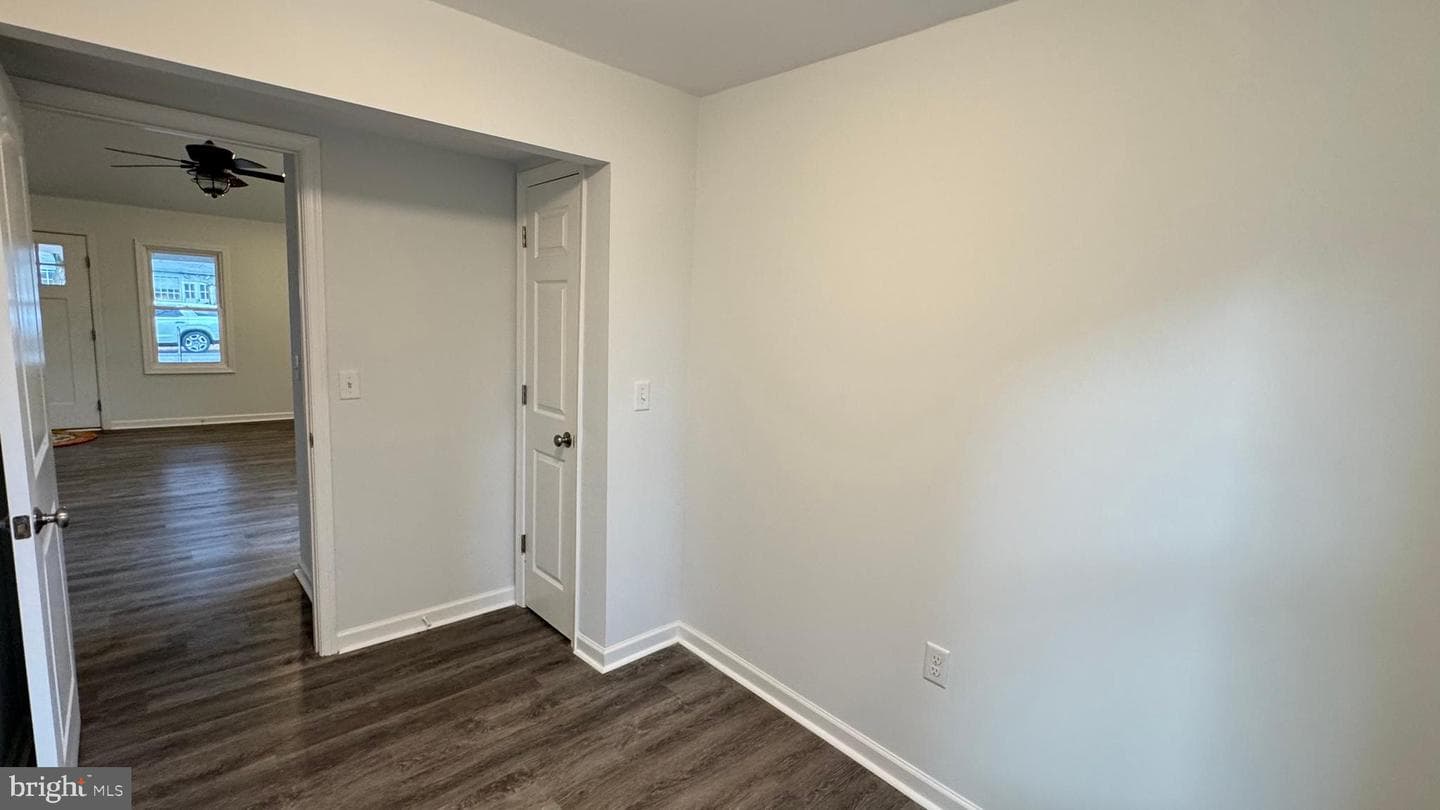 318 Carter Avenue photo 23