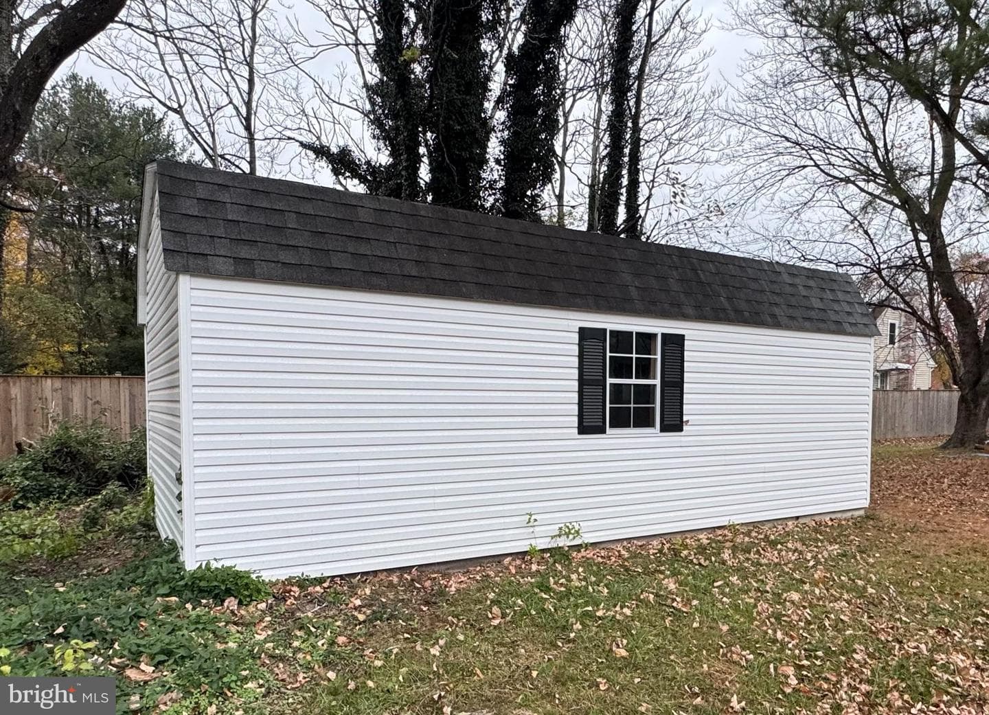 318 Carter Avenue photo 28
