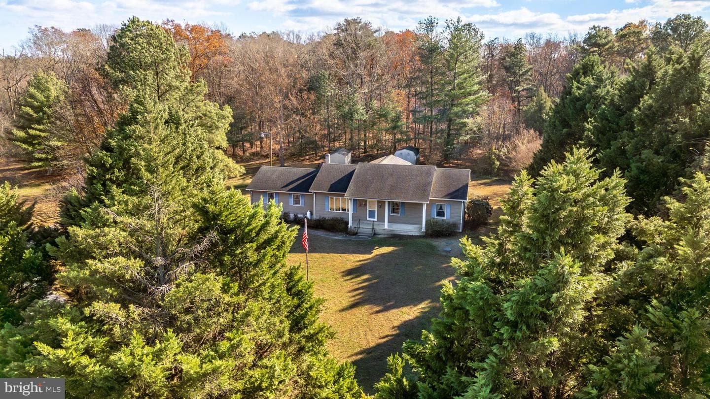 24029 Meadows Drive photo 9