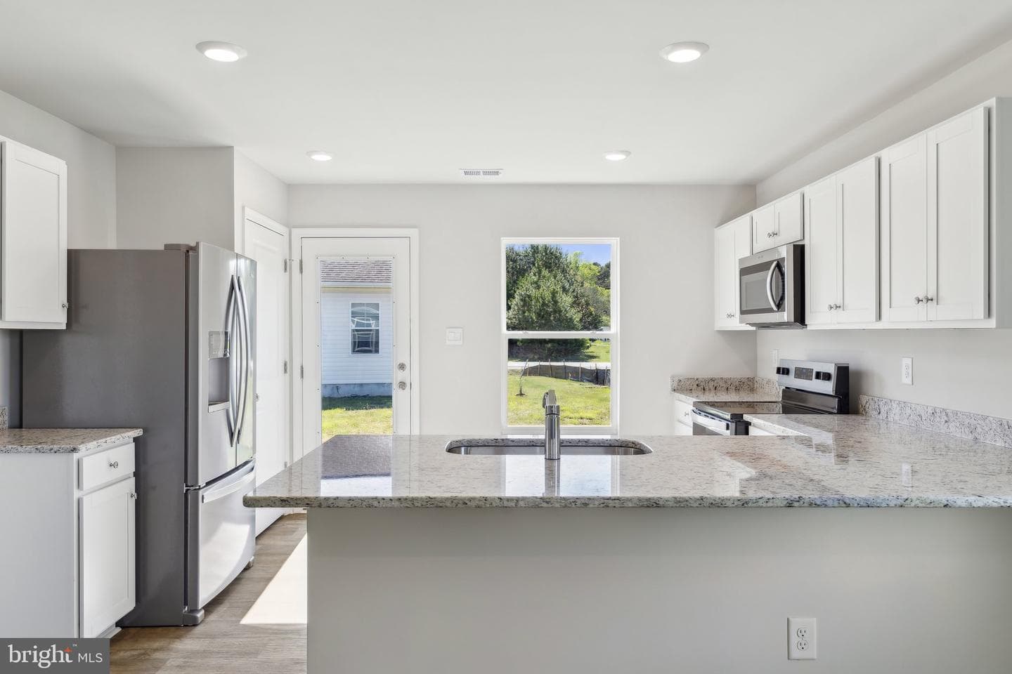 132 Hobbs Street photo 5