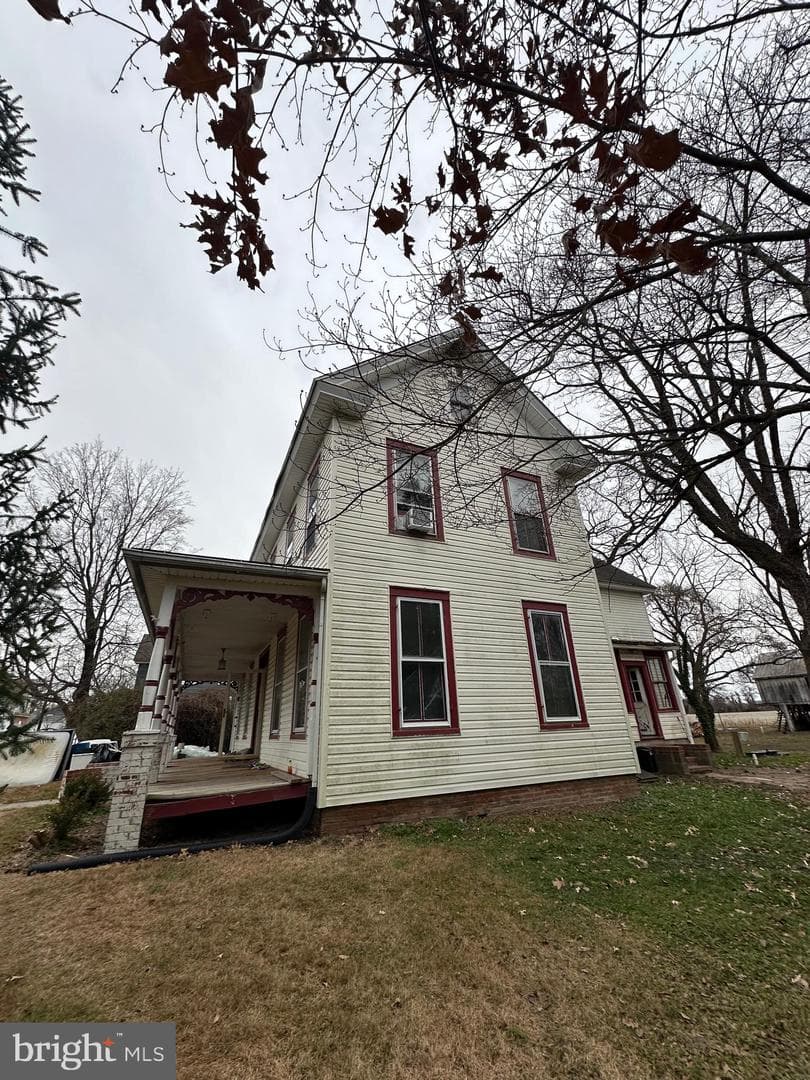 22060 Main Street photo 4
