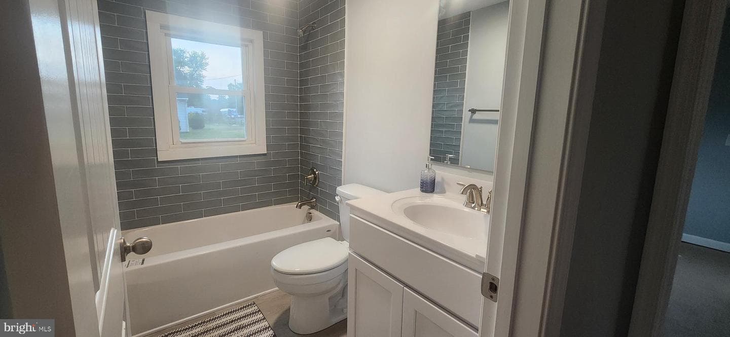 10819 Greensboro Road photo 25