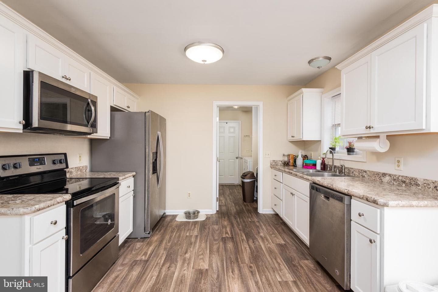 1 Oakview Court photo 10