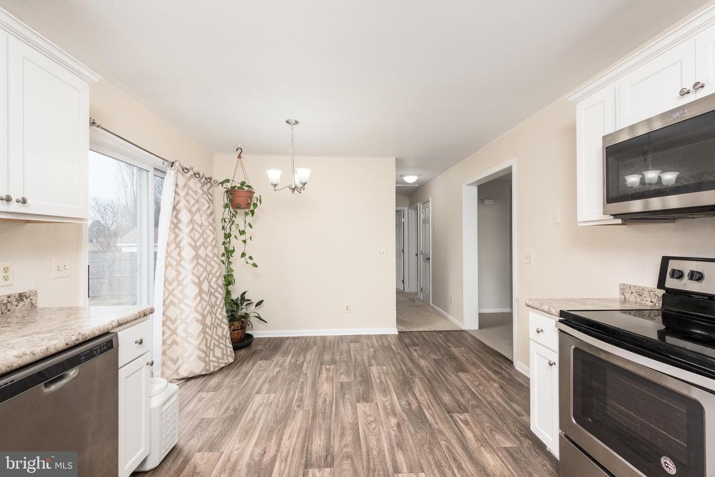 1 Oakview Court photo 11