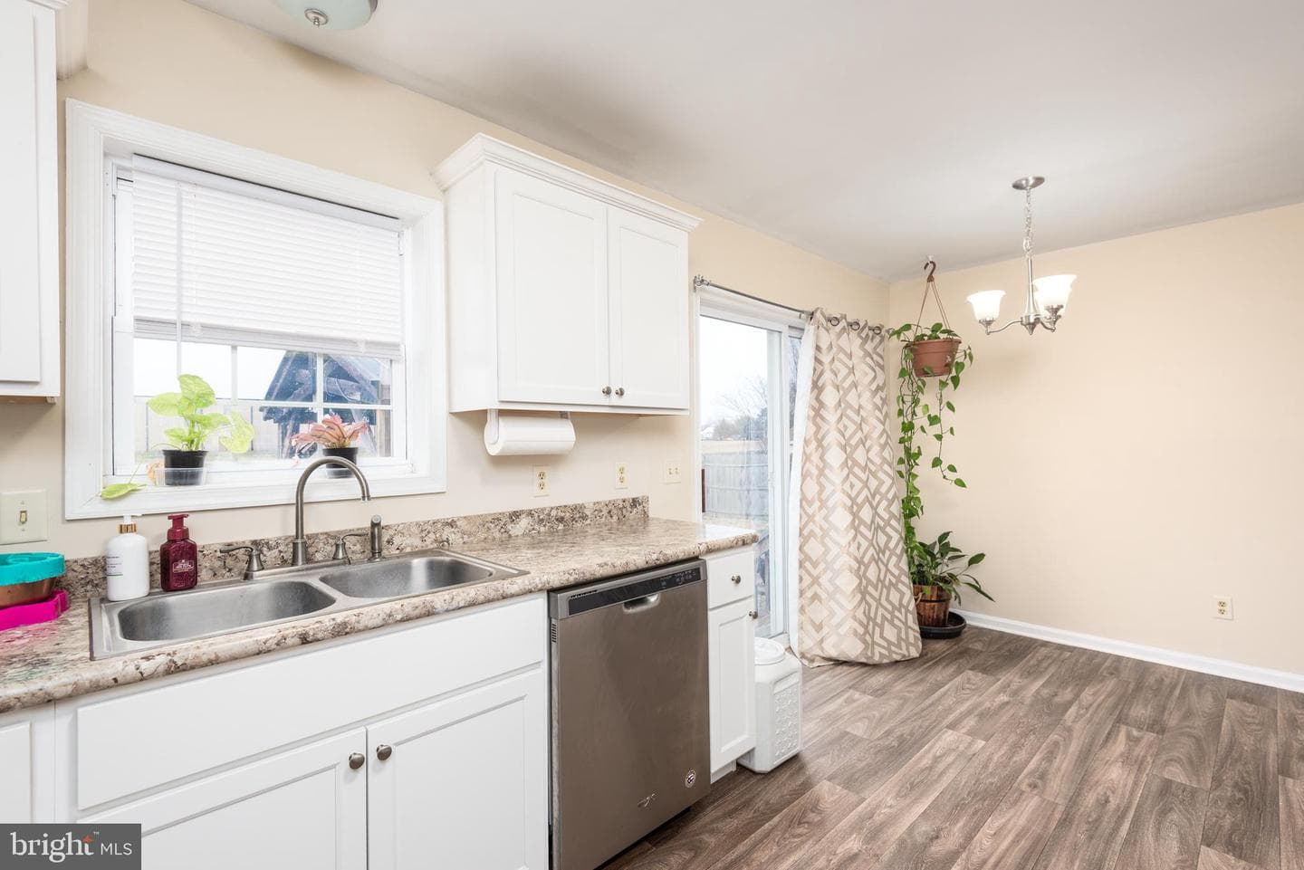 1 Oakview Court photo 12