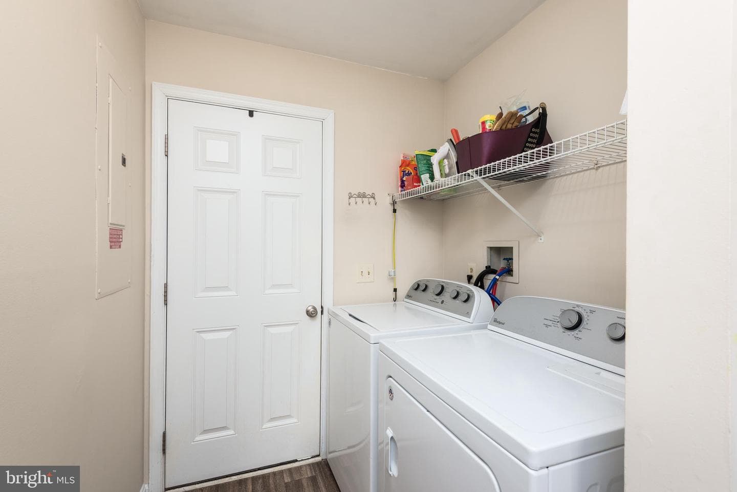 1 Oakview Court photo 13