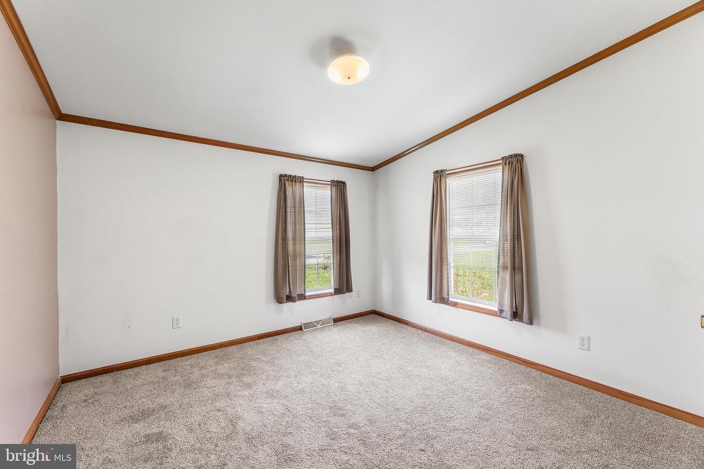 8409 Harmony Road photo 16
