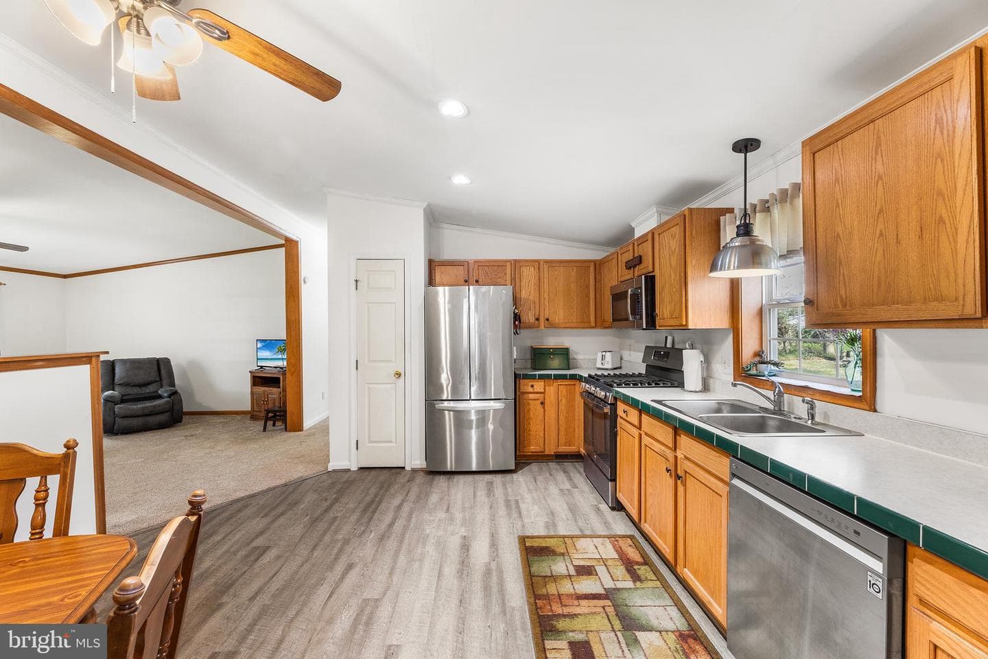 8409 Harmony Road photo 9
