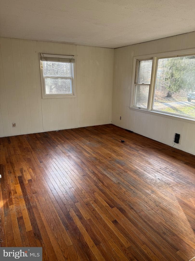 11289 Gregg Road photo 2