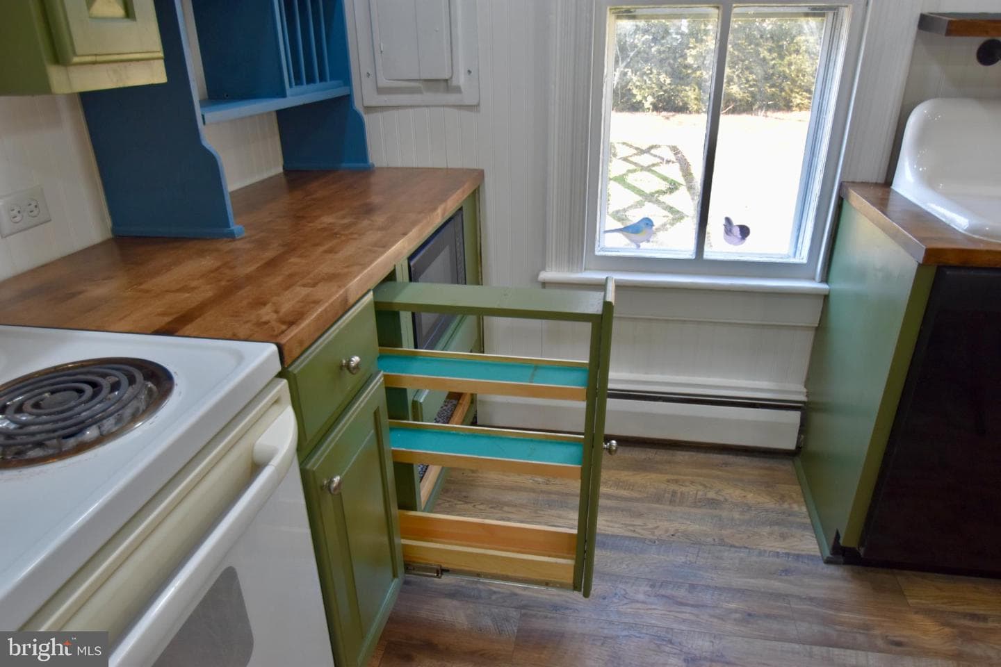 115 Maple Avenue photo 14