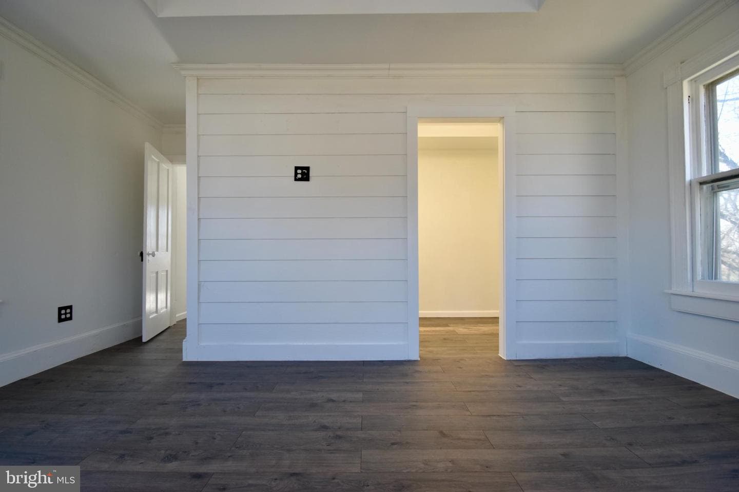 115 Maple Avenue photo 8
