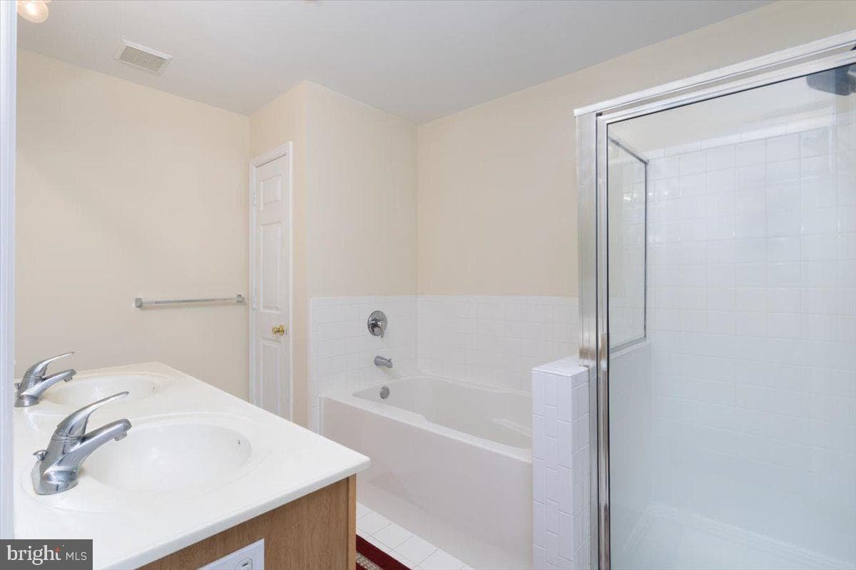 1204 Blue Heron Drive photo 8