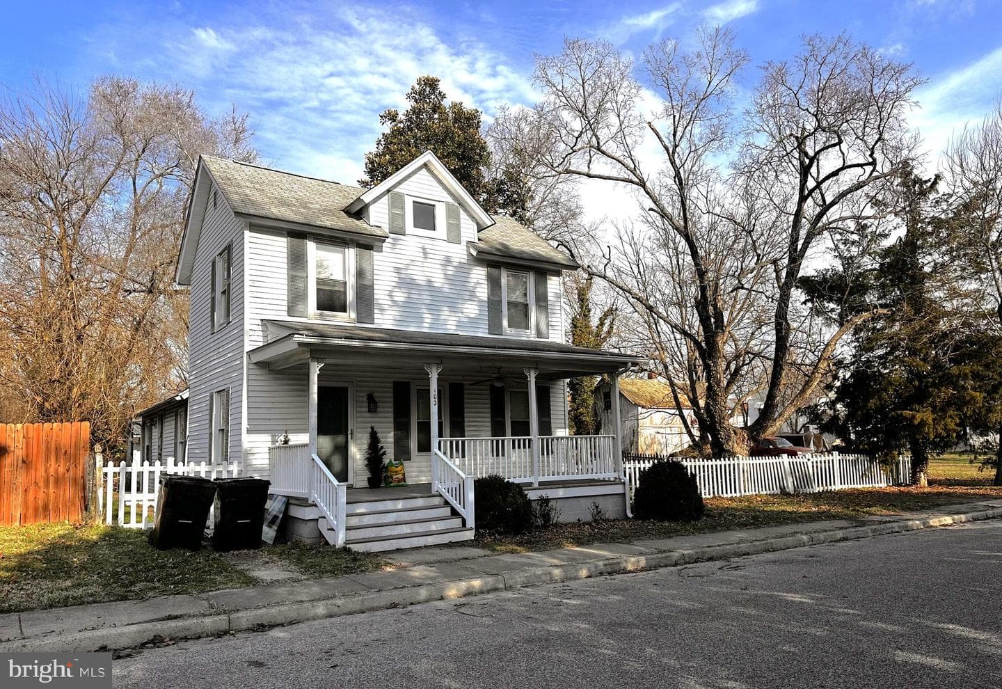 102 S Academy Street photo 2