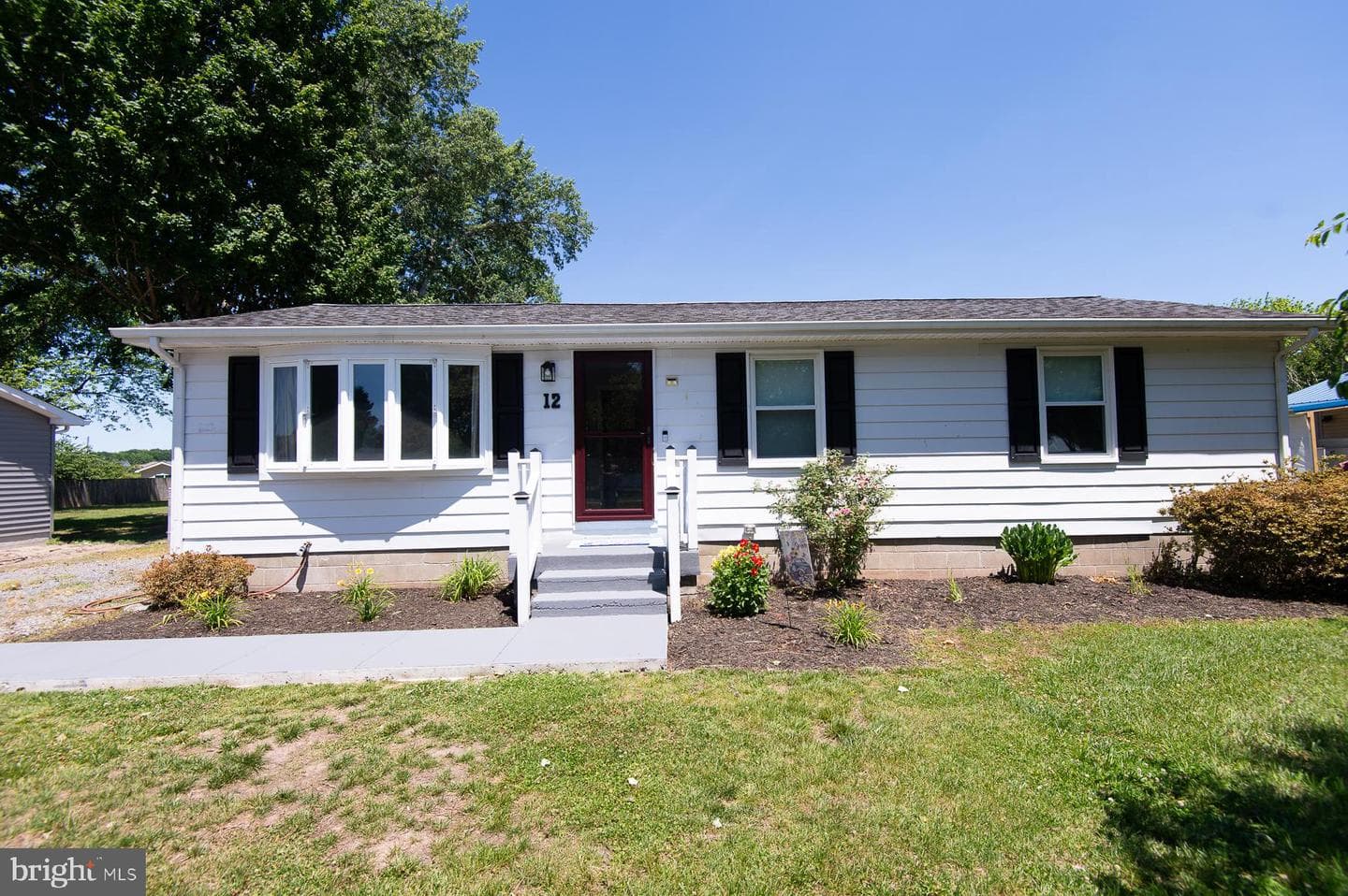 12 N Maple Avenue
