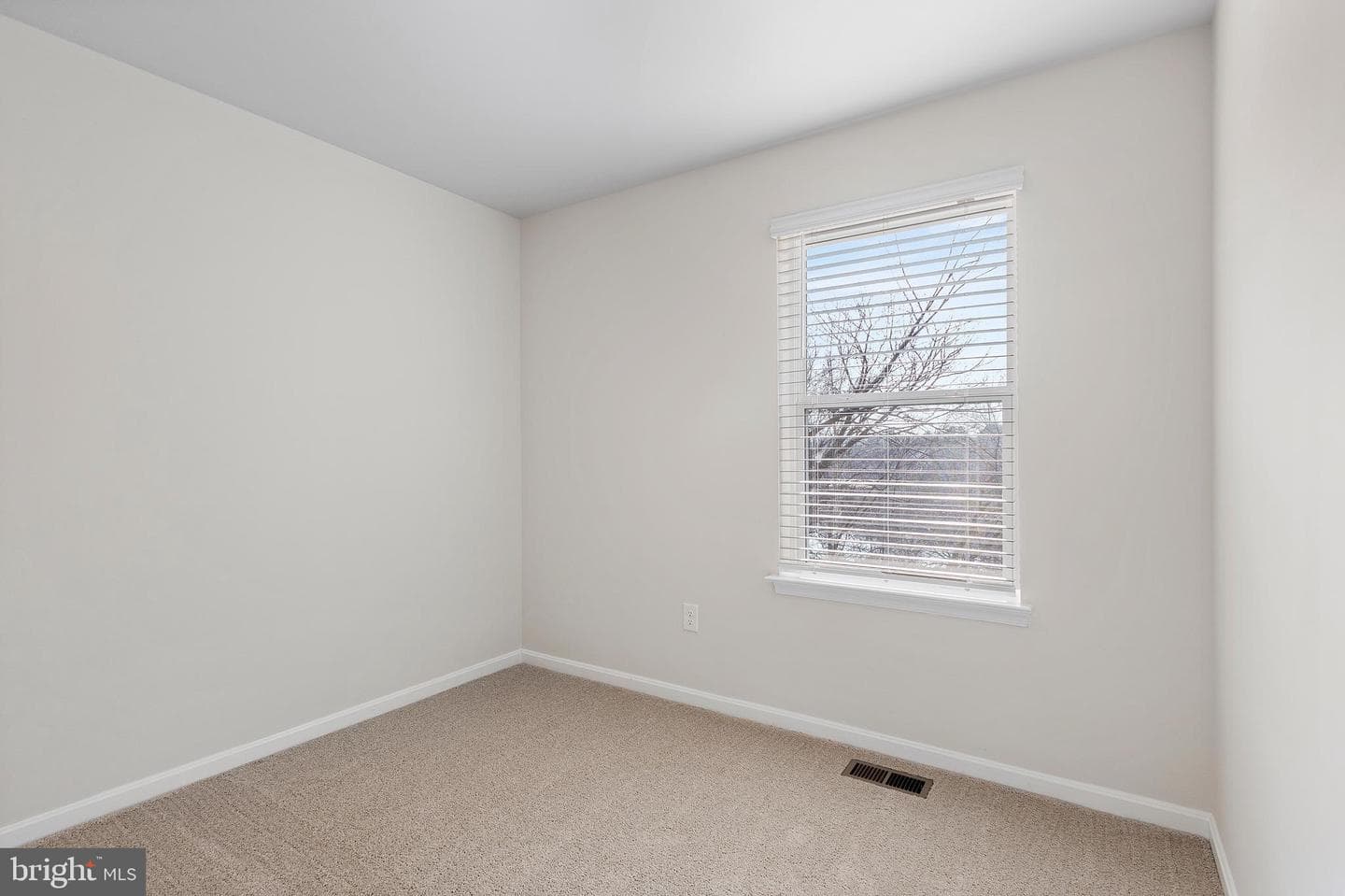 163 Riverwalk Terrace photo 18