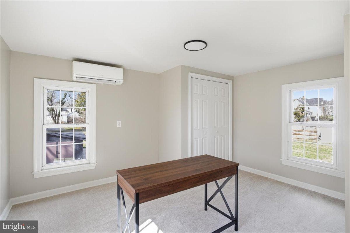 311 Holt Street photo 15