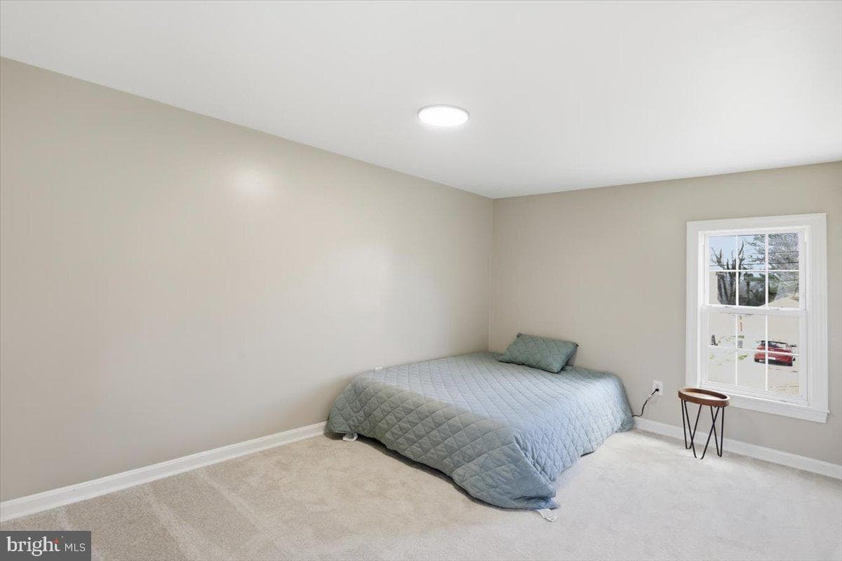 311 Holt Street photo 17