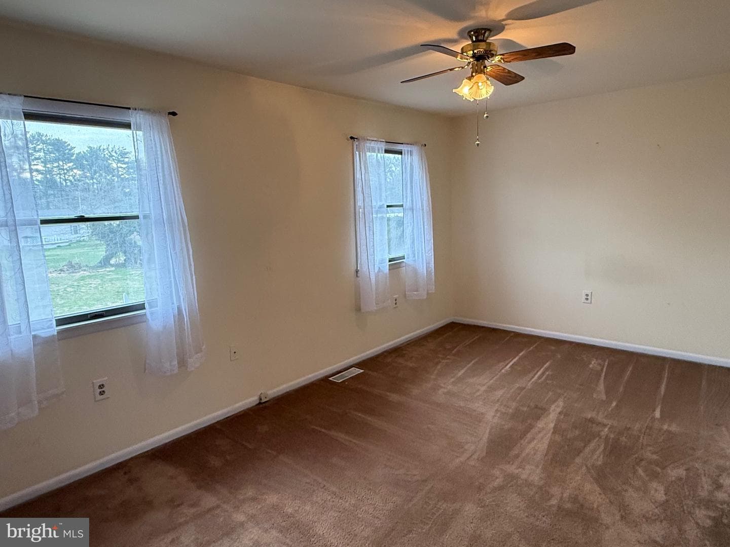341 Academy Avenue photo 11