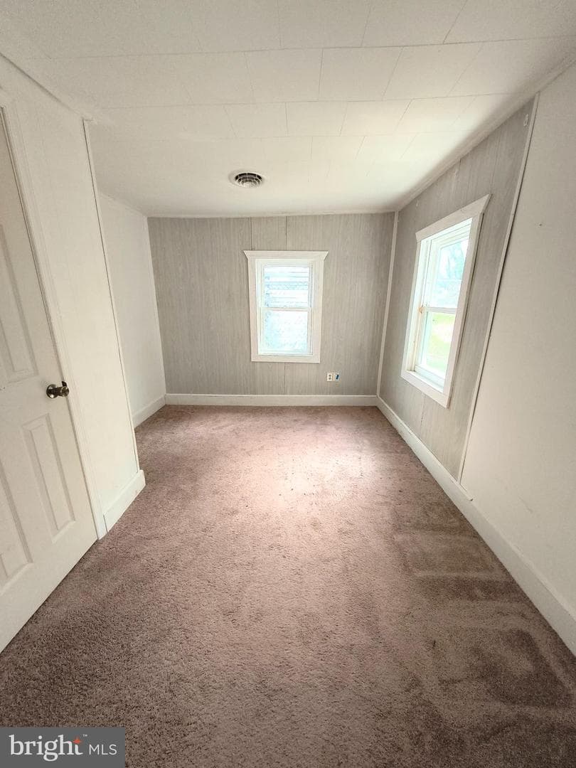 406 Lincoln Street photo 6