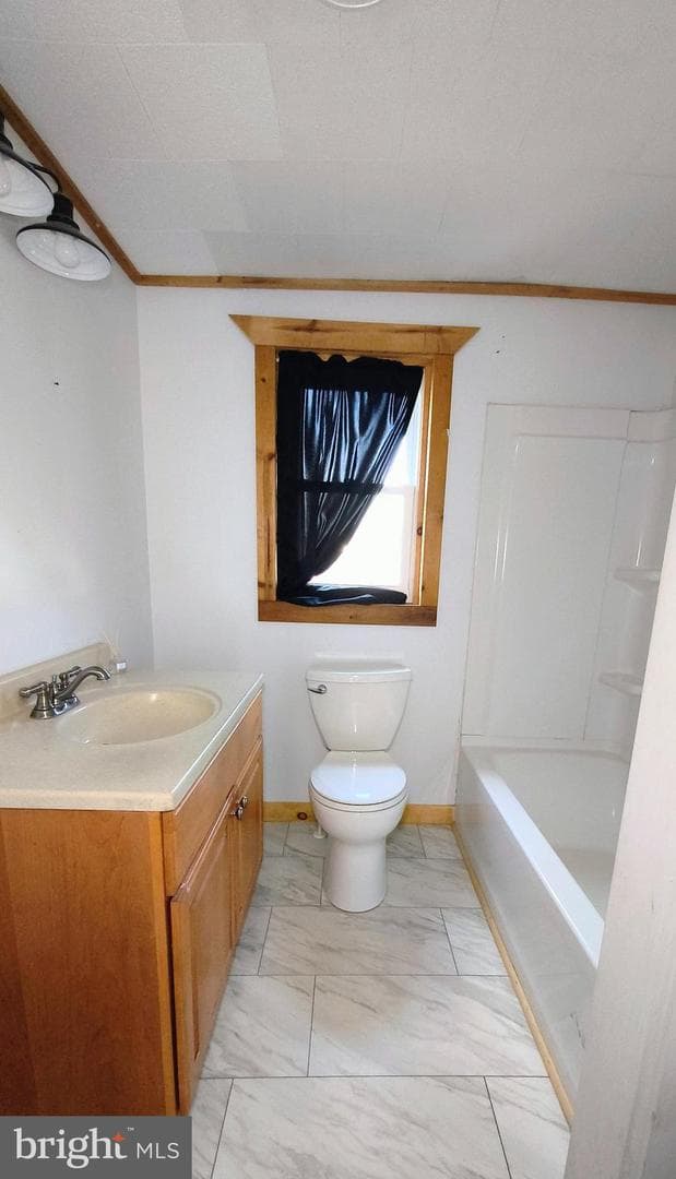 406 Lincoln Street photo 9