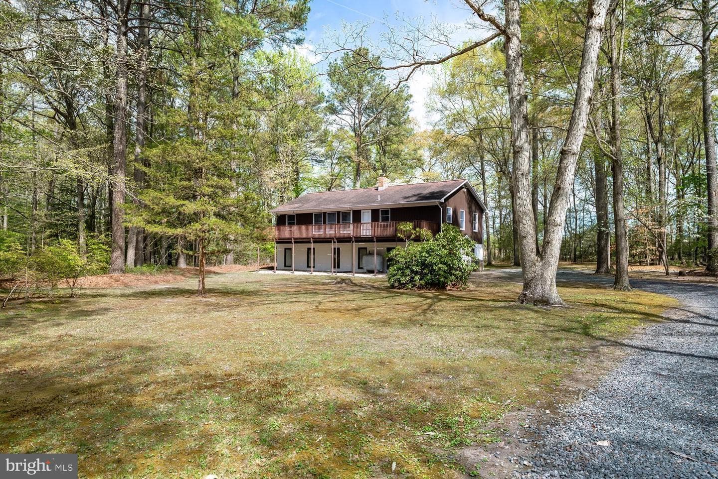 322 Deep Shore Road photo 2