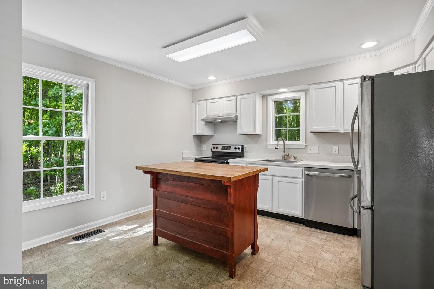 411 Mallard Drive photo 11