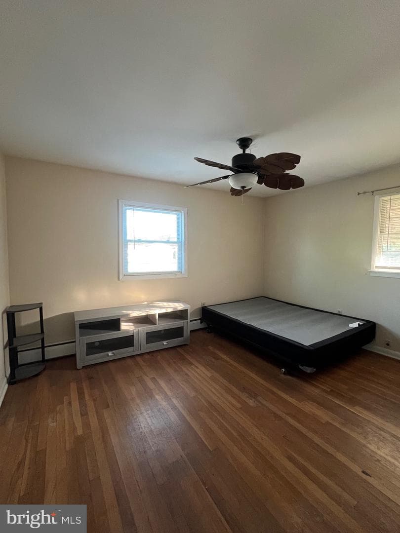 209 Reliance Avenue photo 18