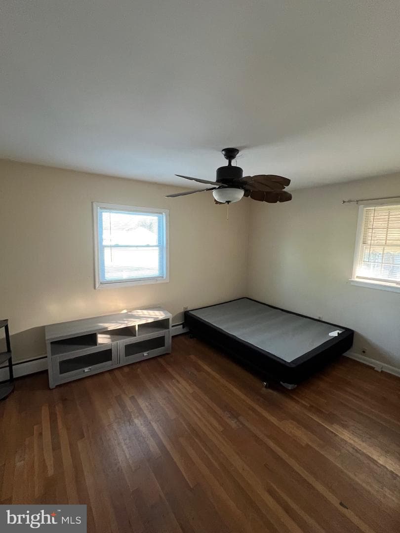 209 Reliance Avenue photo 20