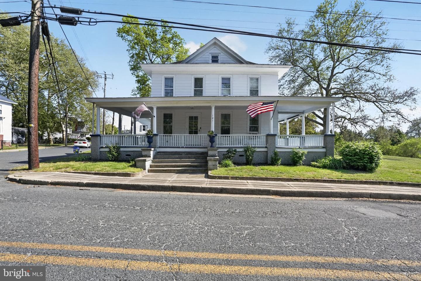 121 E Central Avenue