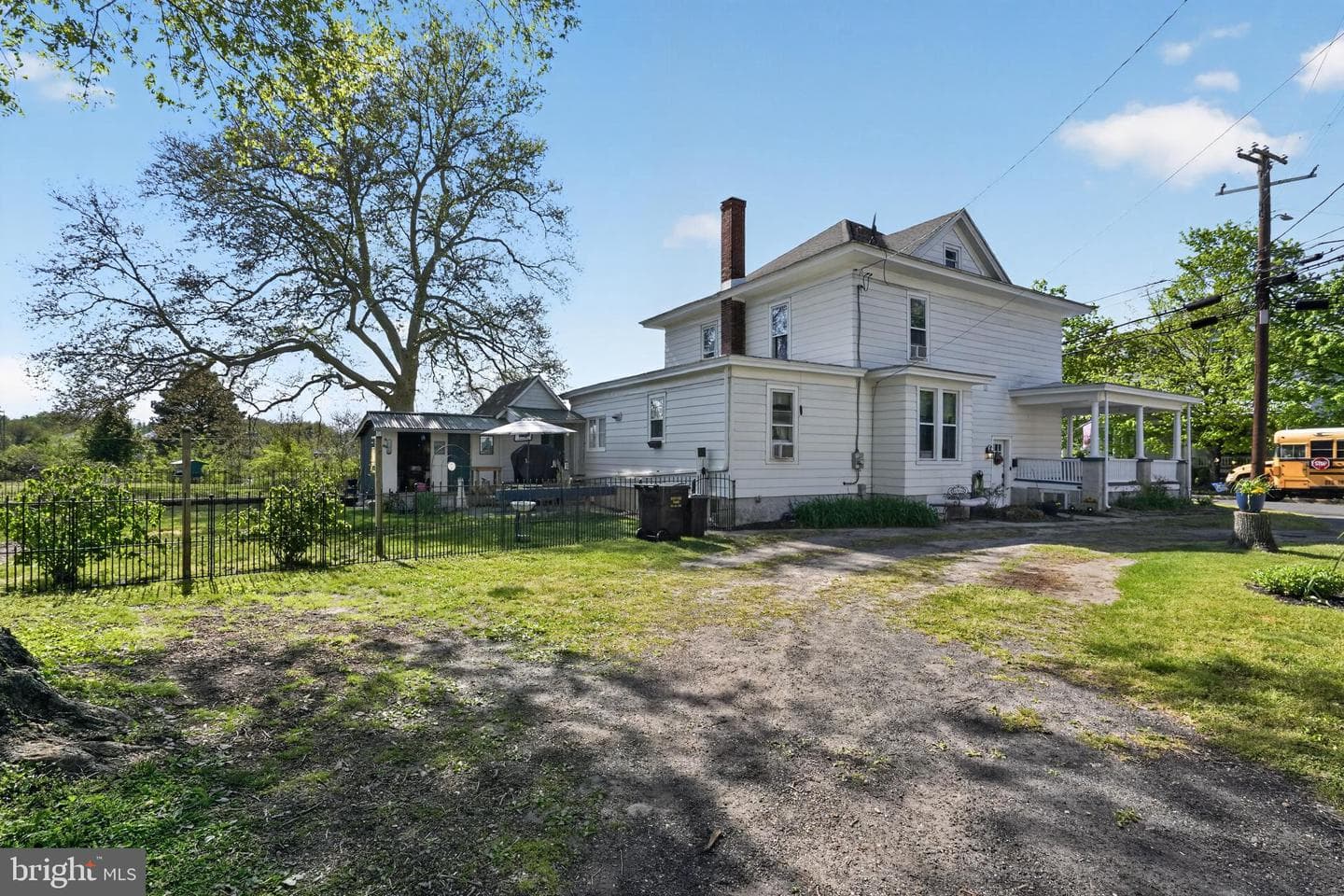 121 E Central Avenue photo 31