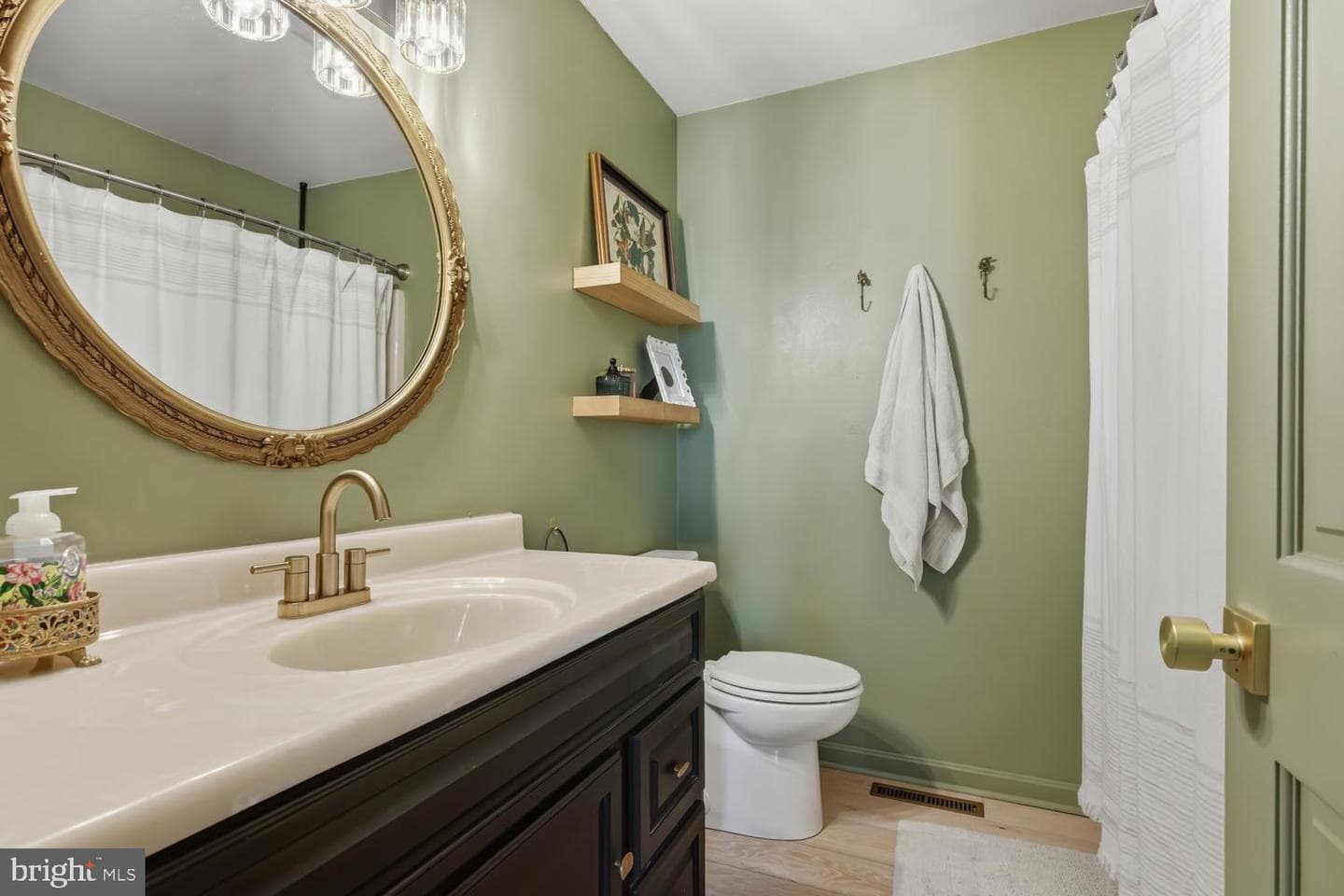 12104 Holly Road photo 31