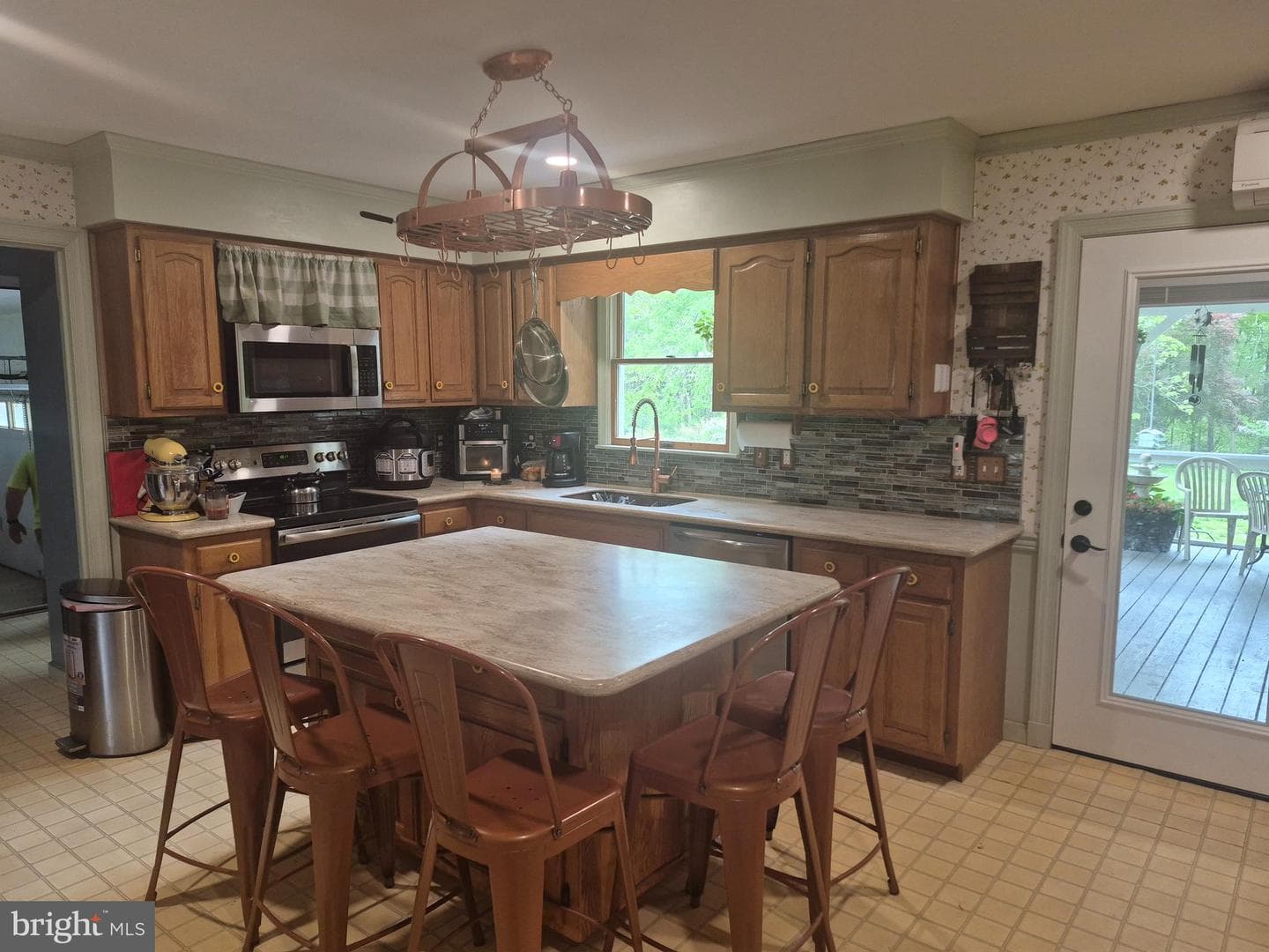 9472 Quail Run Road photo 6