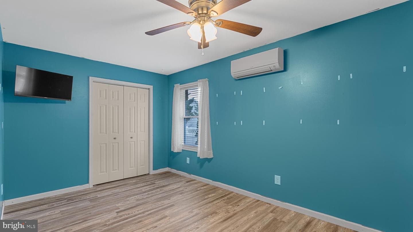 208 Oriole Avenue photo 8