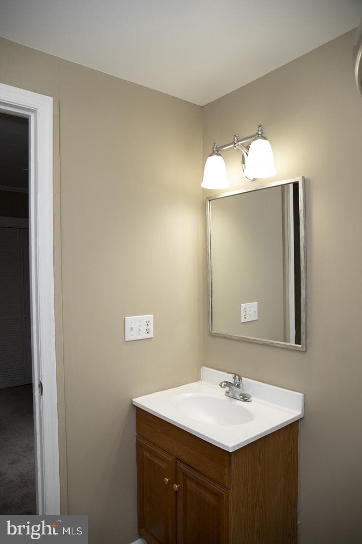 313 Holt Street photo 16