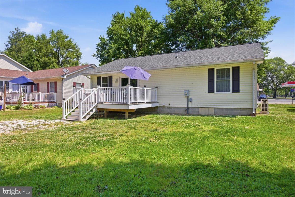 505 Maryland Ave photo 22