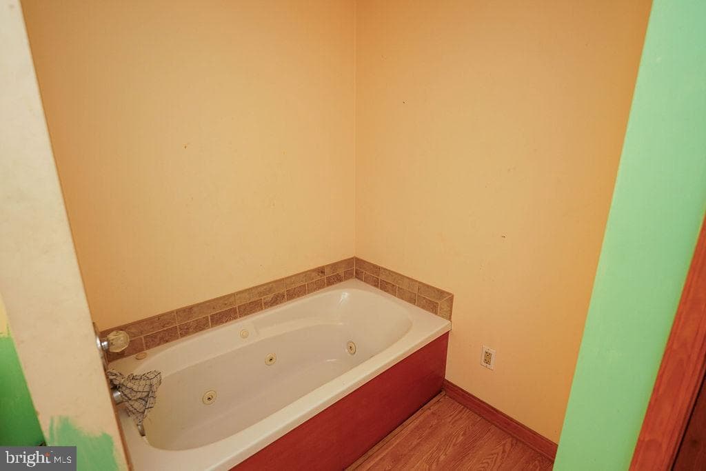 212 Main Street photo 38