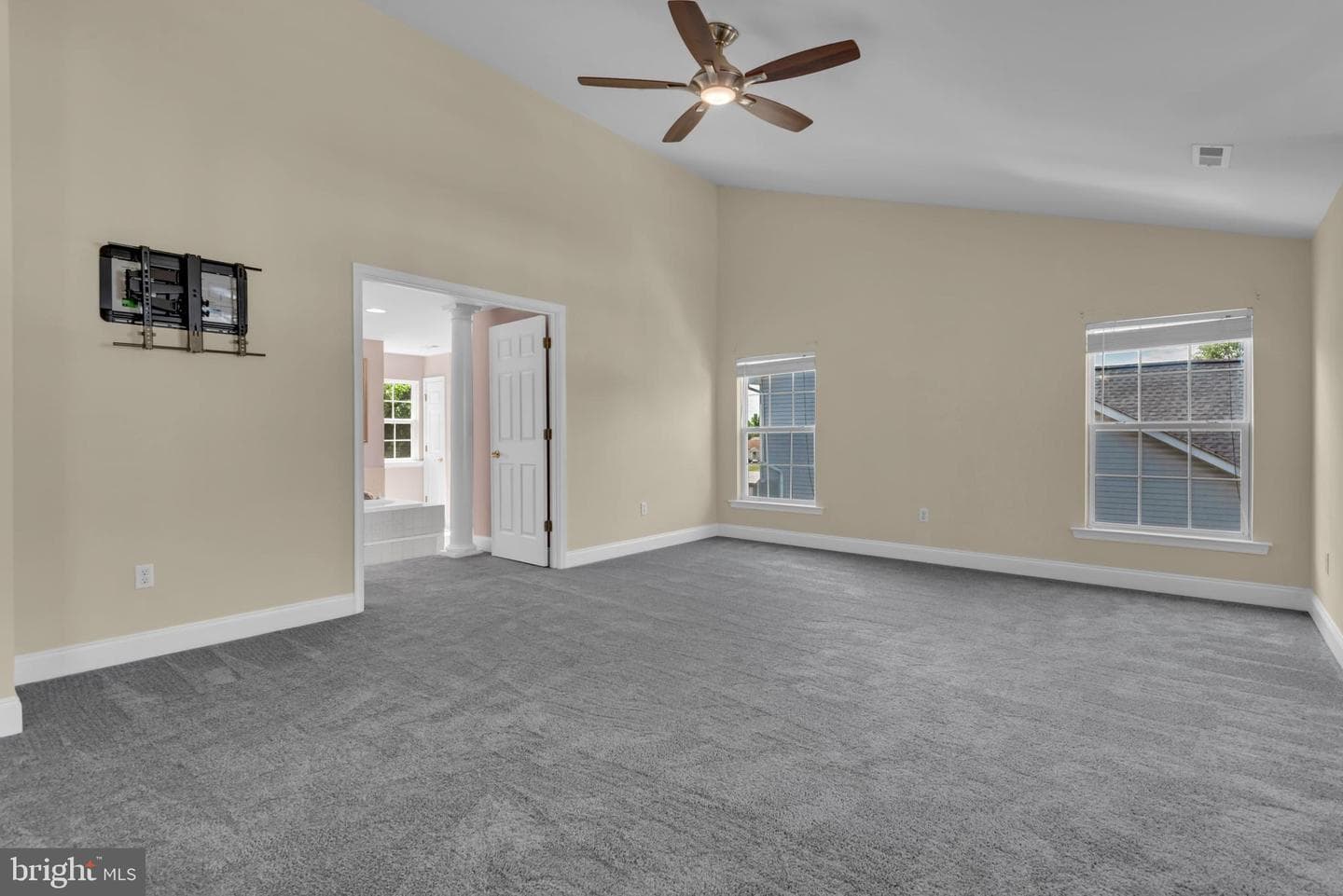 109 Briarwood Circle photo 39