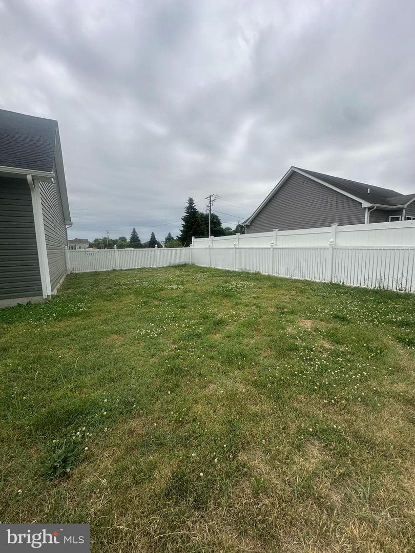 5 Seward Road photo 4