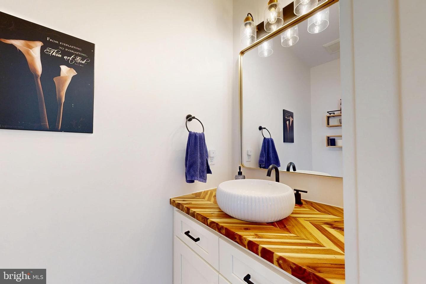 23730 Henry Road photo 10