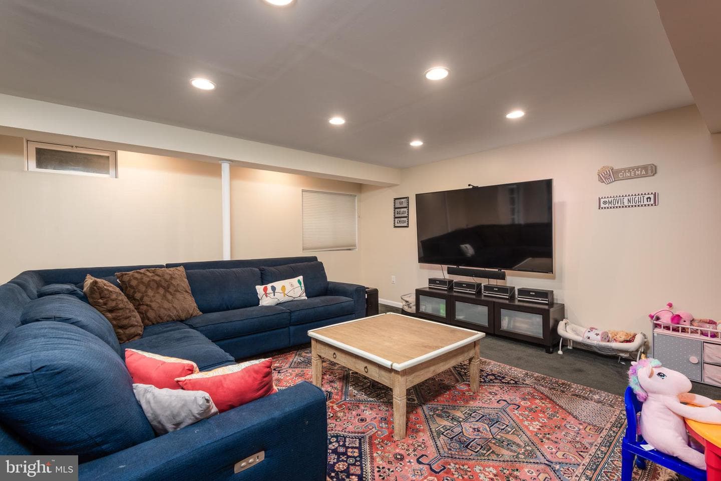 7 Lister Lane photo 32