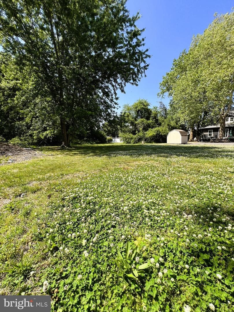 407 W Sunset Ave photo 37