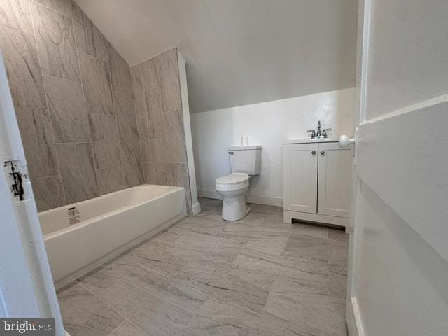 112 Vernon Avenue photo 16