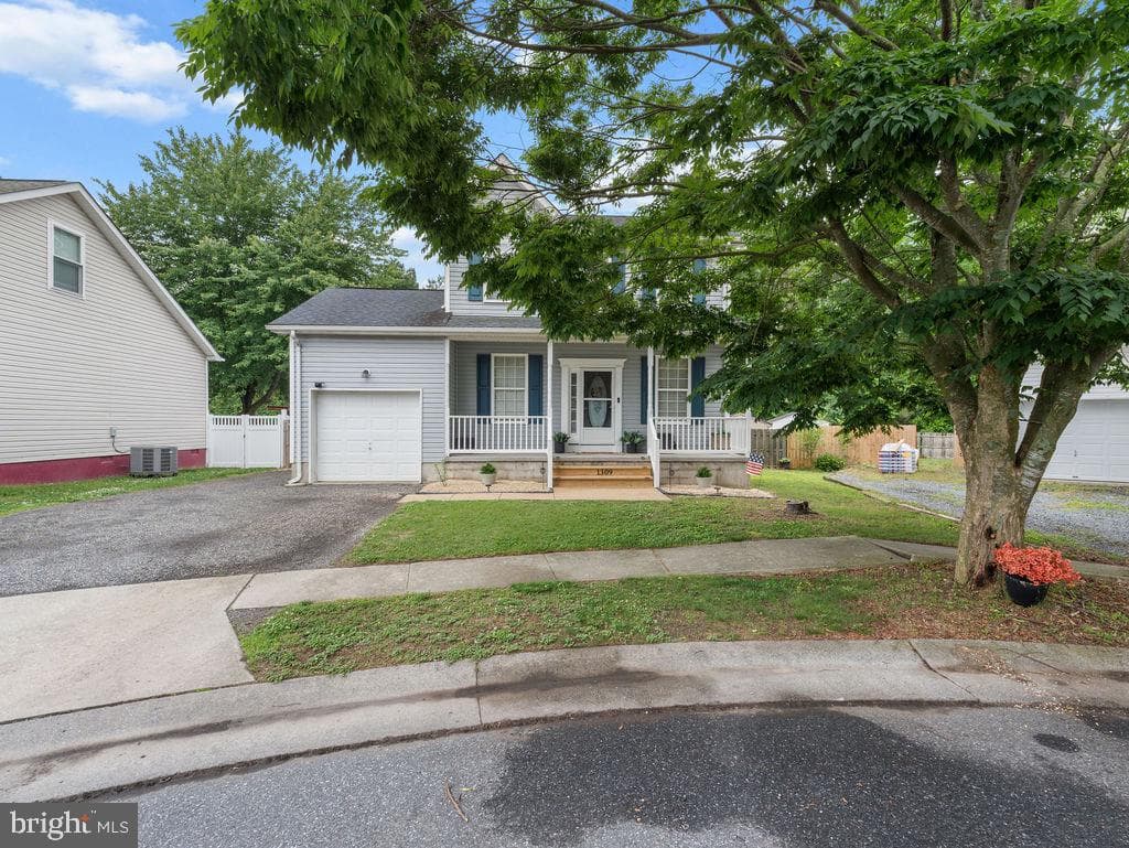 1309 Fairfield Court photo 3
